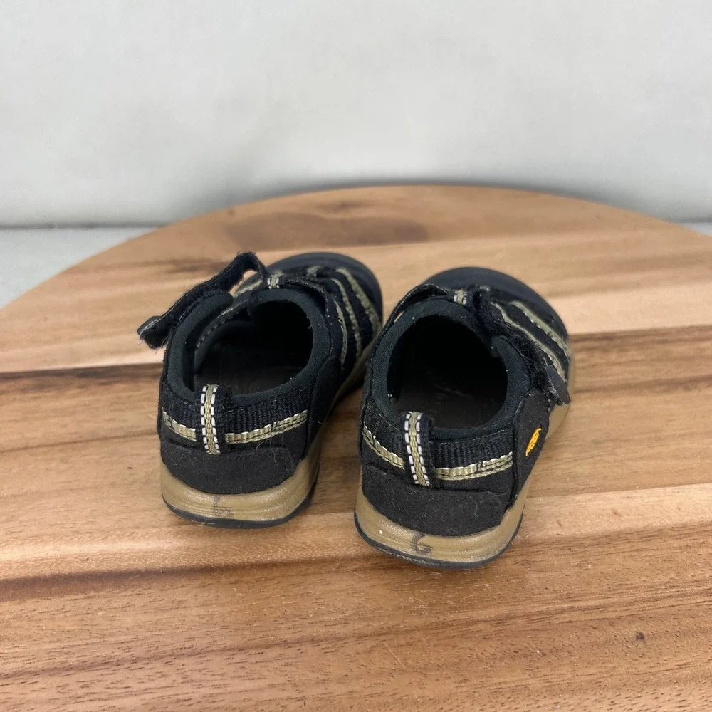 Keen Newport H2 Kids Sandals Black Olive Size 6 Toddler 1005689 Hiking Shoes